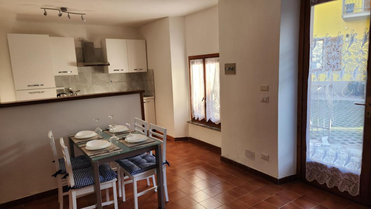 Laura'S Cottage With Lake View, Detached, 5 Kilometers From Varenna Lierna Eksteriør bilde