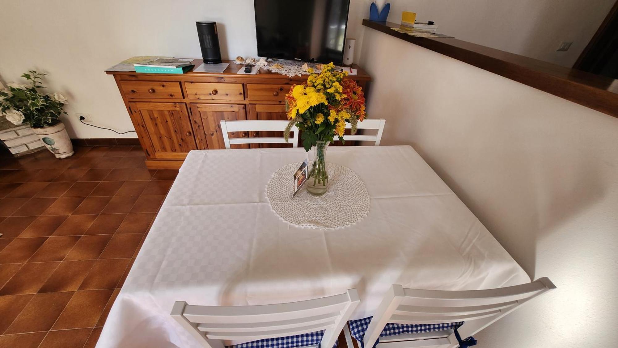 Laura'S Cottage With Lake View, Detached, 5 Kilometers From Varenna Lierna Eksteriør bilde