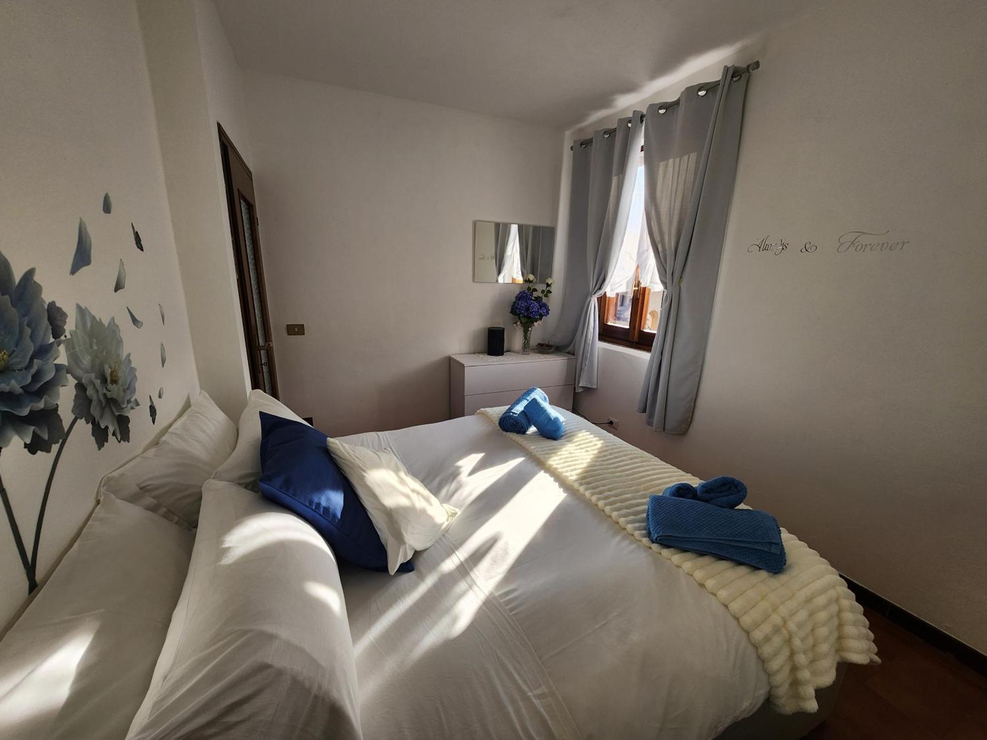 Laura'S Cottage With Lake View, Detached, 5 Kilometers From Varenna Lierna Eksteriør bilde