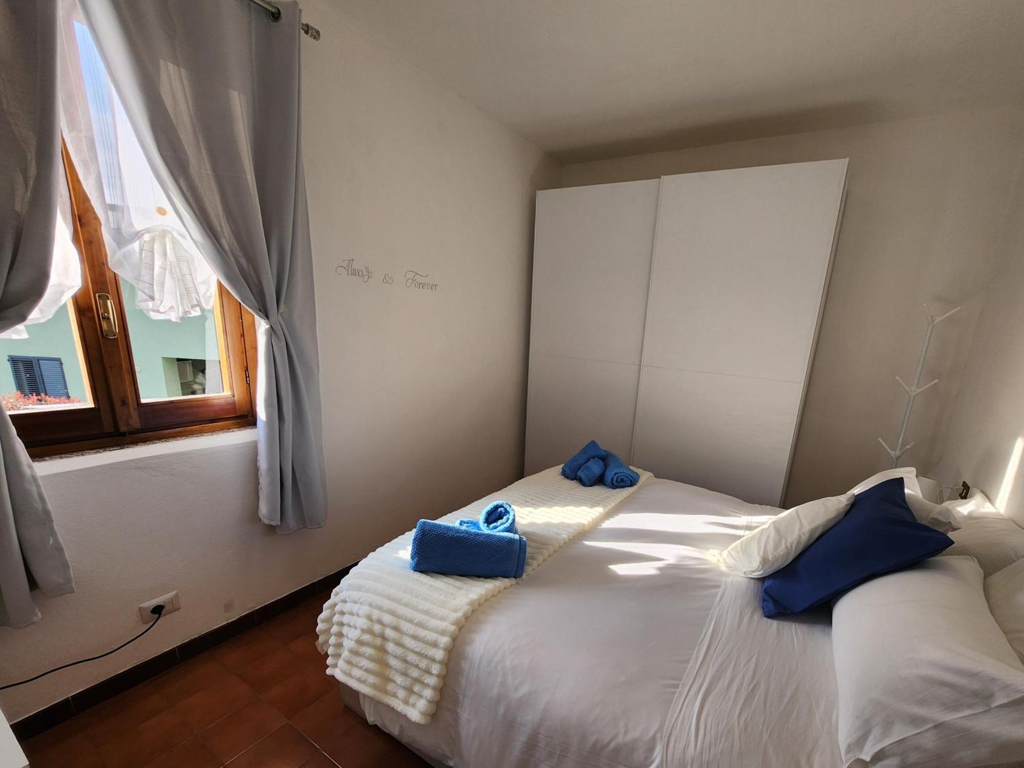 Laura'S Cottage With Lake View, Detached, 5 Kilometers From Varenna Lierna Eksteriør bilde
