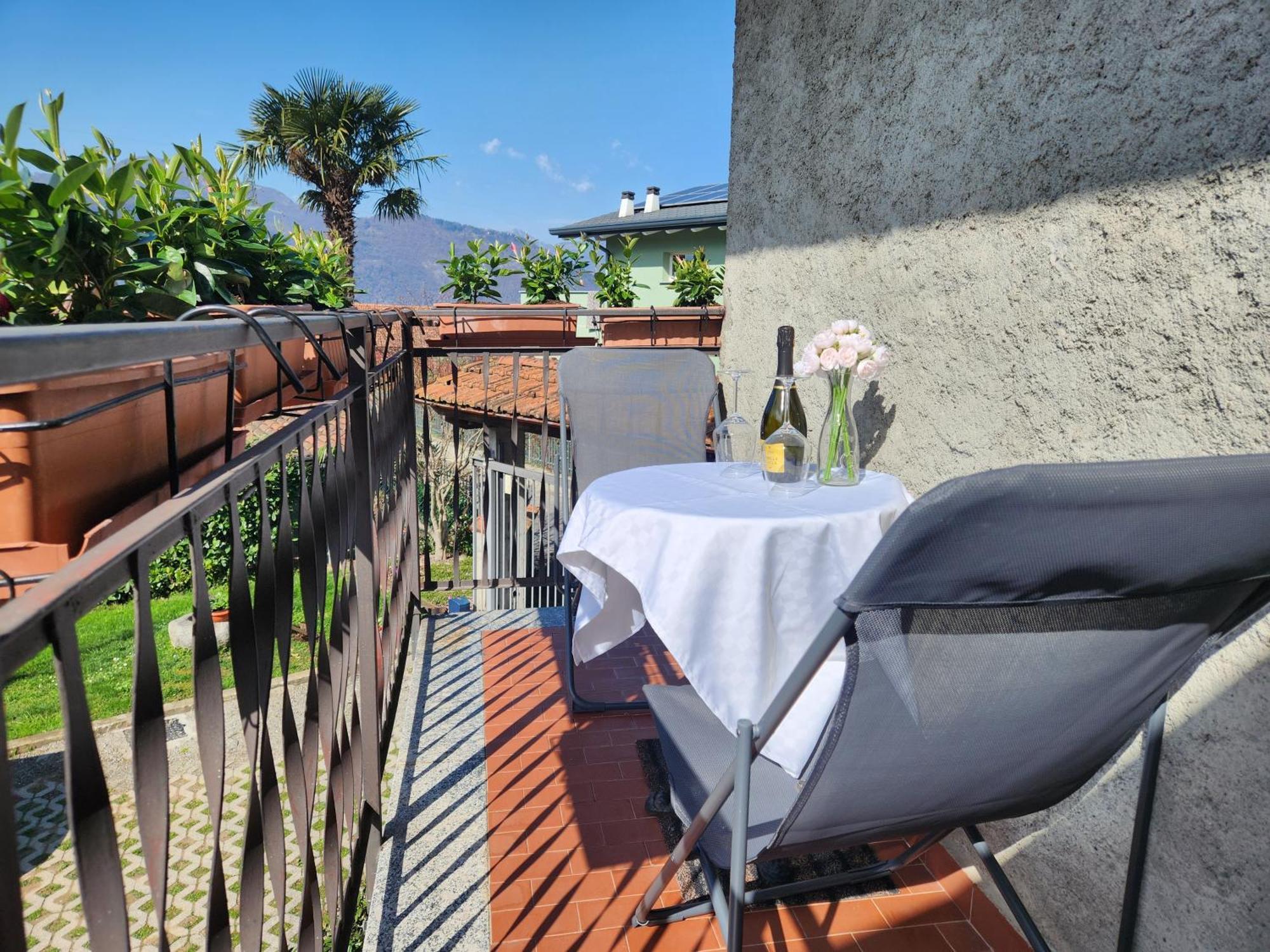 Laura'S Cottage With Lake View, Detached, 5 Kilometers From Varenna Lierna Eksteriør bilde
